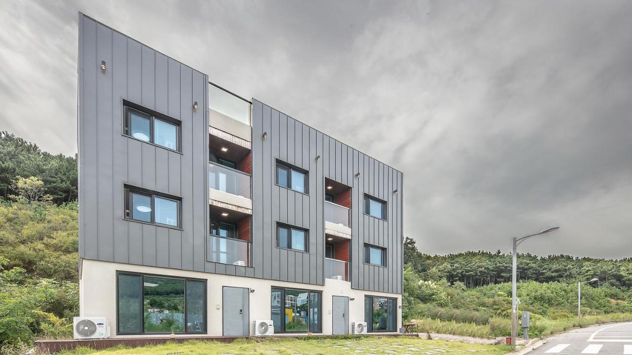 Leeon Guest House Incheon Esterno foto