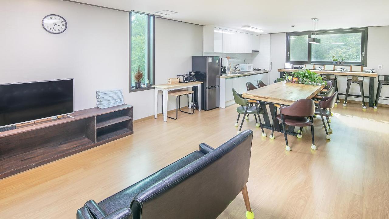 Leeon Guest House Incheon Esterno foto